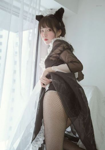 晨起伺候主人含吞尿h