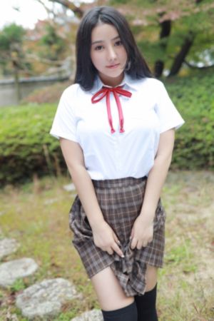 商务旅行与戴绿帽子的女老板同房