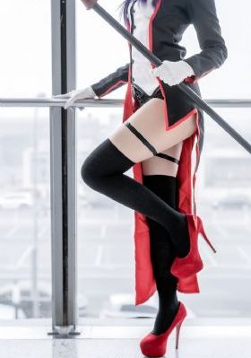红色假期黑色婚礼