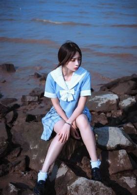 图书馆里的女朋友动漫