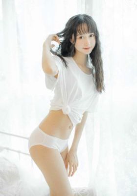 意大利《酒店服务生》