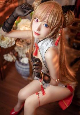 女教师hd中字版高清费看