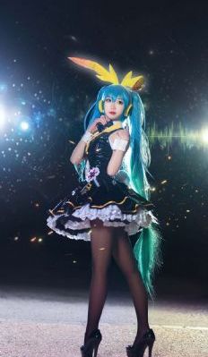女大学生的红色日记